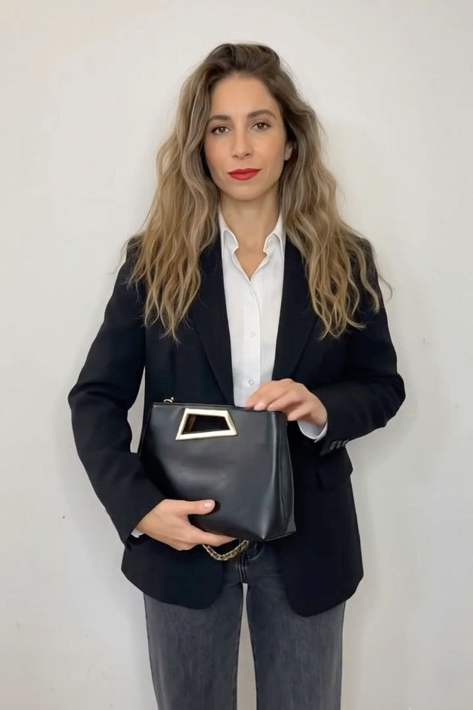 סדנת OFEEL STYLE CODE: פיצוח הקוד מול הארון שלך