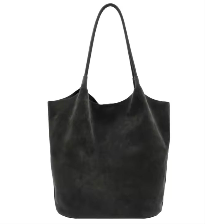 תיק STUDIO Tote בזמש וגן — הסטייטמנט האורבני היומיומי